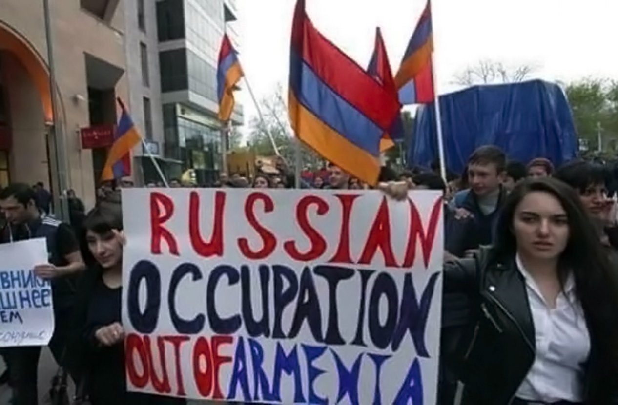 Real Armenian “hospitality” towards Russians arriving in Armenia
