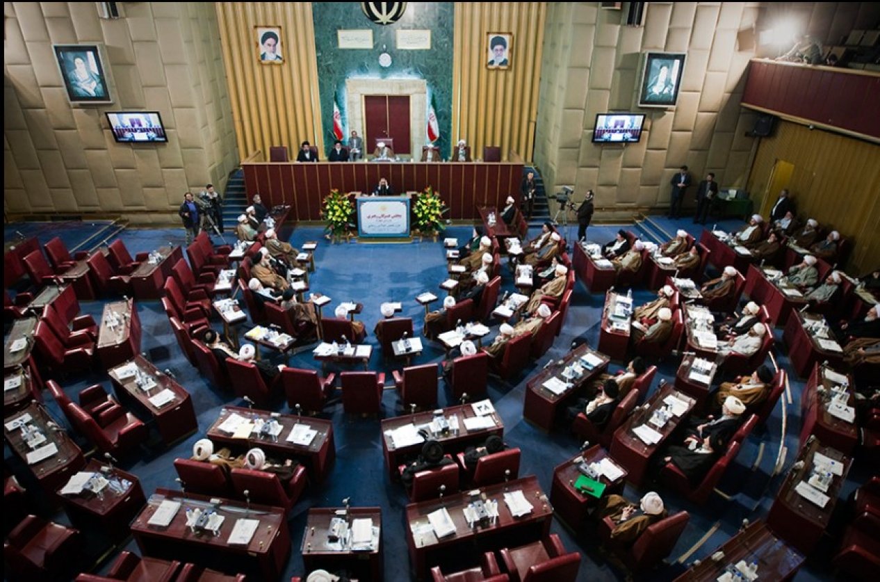 İranda Ali dini lideri necə seçirlər?