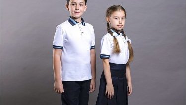 Повышает ли успеваемость учеников ношение школьной формы?