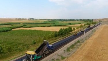 Natiq Cəfərli: “Hökumət təmir-tikinti işləri həyata keçirən xarici şirkətləri “investor” kimi təqdim edir”