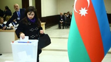 Səsvermə günü seçki məntəqəsində hansı media təmsilçiləri çəkiliş apara bilər?