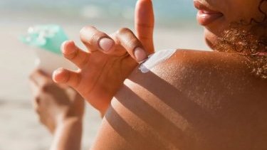 Does sunscreen enter your bloodstream and weaken cancer defenses? Claim distorts studies