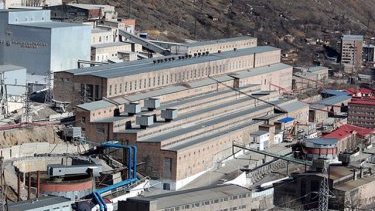 Ваге Акопян: Пашинян договорился с Азербайджаном закрыть Зангезурский медно-молибденовый комбинат